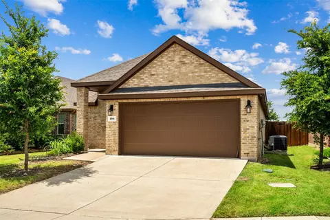 104 Morgan Dr, Red Oak, TX 75154