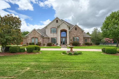333 New Hope Rd, Sunnyvale, TX 75182