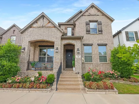 1407 White Squall Trl, Arlington, TX 76005