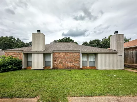 2512 Windy Pine Ln, Arlington, TX 76015