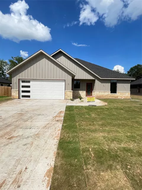 5522 Stonegate Cir, Granbury, TX 76048