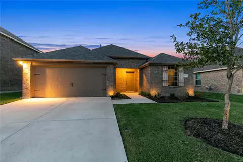 712 Spur Rdg, Princeton, TX 75407