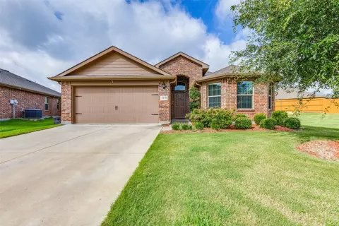1616 White Ash Ct, Fort Worth, TX 76120