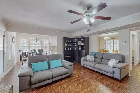 1505 Leicester St, Garland, TX 75044