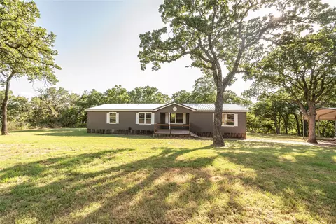 189 Fairway Dr, Nocona, TX 76255