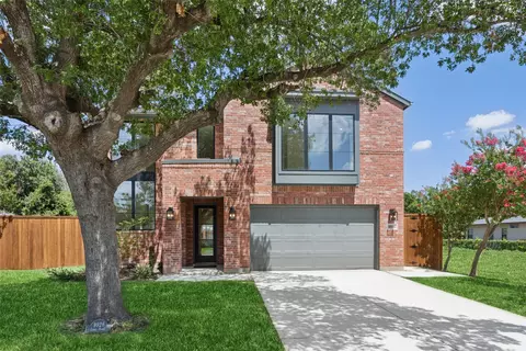 9926 Lenel Pl, Dallas, TX 75220