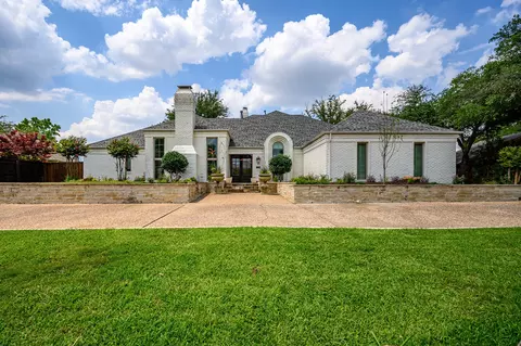 5509 Harbor Town Dr, Dallas, TX 75287