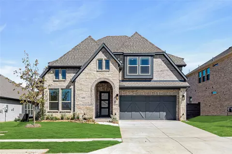 809 Twisted Leaf Ln, Little Elm, TX 76227