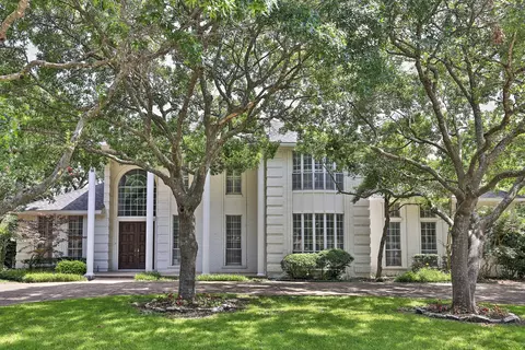 6701 Blair Ct, Benbrook, TX 76132