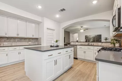 3504 Lilac Dr, Aubrey, TX 76227