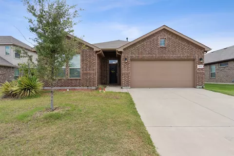 545 Dunster Ln, Saginaw, TX 76131