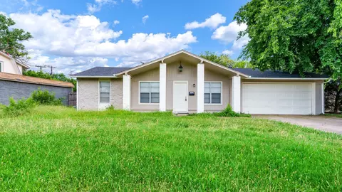 2410 Syracuse Dr, Irving, TX 75062