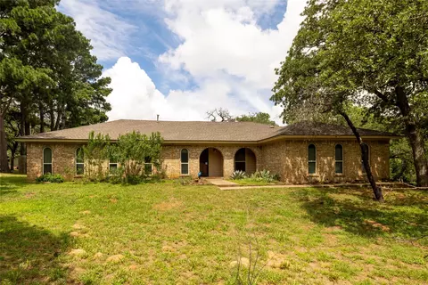 1105 Oakwood Dr, Keller, TX 76248