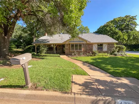 4301 Steeplechase Trl, Arlington, TX 76016