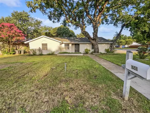 6941 Briardale Dr, North Richland Hills, TX 76182