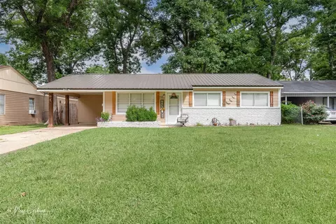 3307 Thunderbird Ln, Bossier City, LA 71112