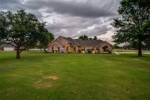 10030 W Dublin Dr, Forney, TX 75126