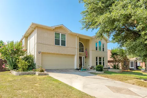 2100 Bowie Ln, Corinth, TX 76210