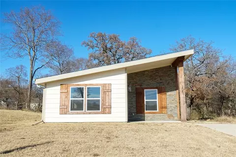 205 Martin Luther King St, Denison, TX 75020
