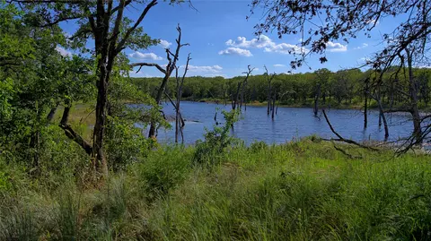 149 Post Oak Cove, Sunset, TX 76270