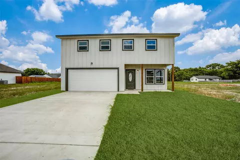 316 N Helton St, Randolph, TX 75475