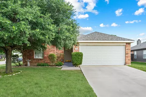 728 Rock Springs Dr, Burleson, TX 76028