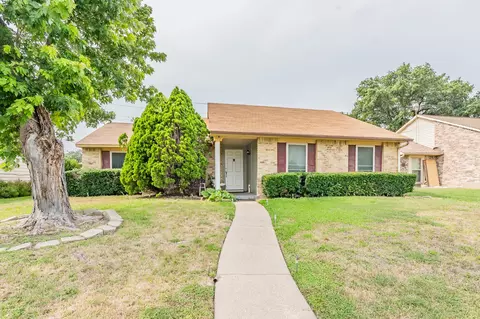 2917 Western Dr, Garland, TX 75042