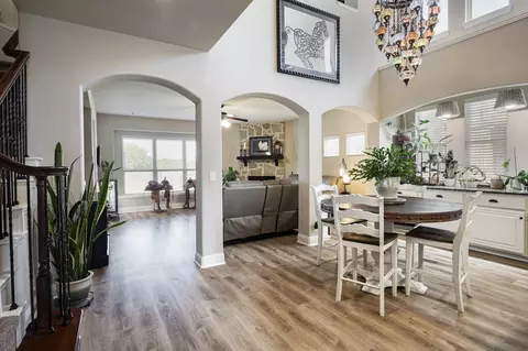 1113 Roadrunner Dr, Little Elm, TX 75068