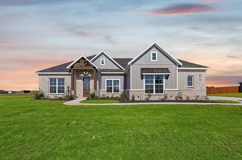 371 Cari Lynn Ln, Venus, TX 76084