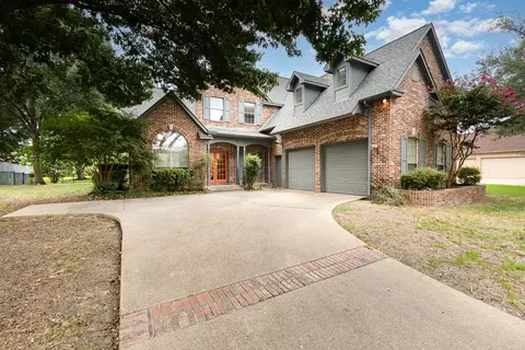1325 Champions Dr, Rockwall, TX 75087