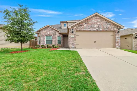 1813 Douglas St, Howe, TX 75459