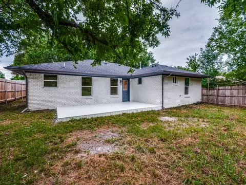 Exterior - 552 Rea Ave, Lancaster, TX 75146 photo 2 of 4