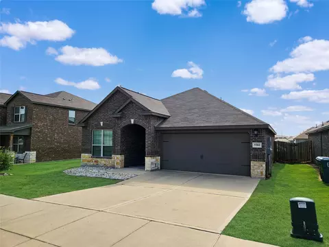 5504 Zara Dr, Denton, TX 76207
