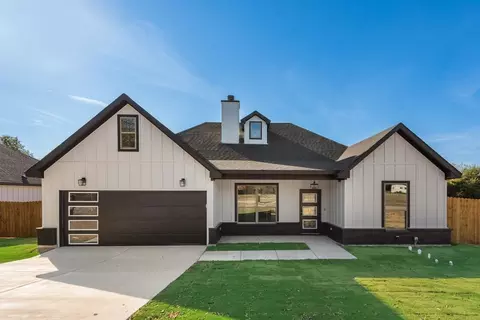 514 Berke St, Newark, TX 76071