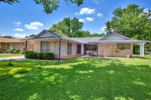 1817 W Belden St, Sherman, TX 75092