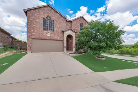 10200 Point Lobos Trl, Fort Worth, TX 76177