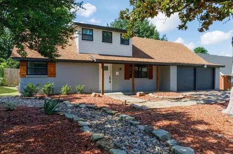 1102 Darlene Ln, Arlington, TX 76010