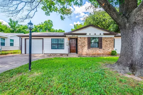 1811 Dewitt St, Irving, TX 75062