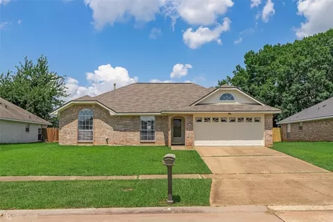 4914 General Ashley Dr, Bossier City, LA 71112
