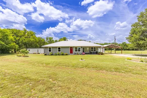 2049 Pitts Rd, Quinlan, TX 75474