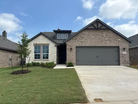 3527 Austin St, Gainesville, TX 76240