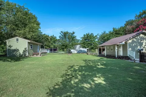 406 S Austin St, Edgewood, TX 75117