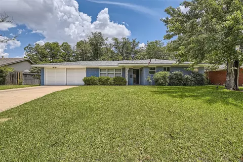 5645 Wharton Dr, Fort Worth, TX 76133
