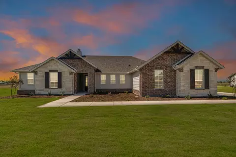 2213 Meteor Dr, Krum, TX 76249