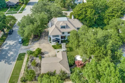 1130 W Bond St, Denison, TX 75020