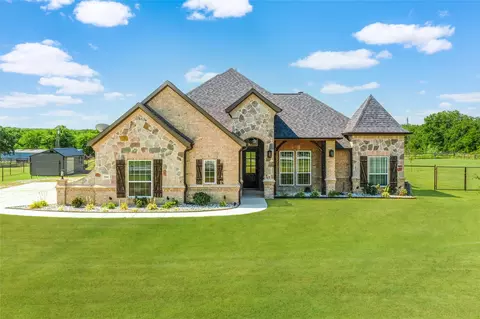 104 Lakota Dr, Bridgeport, TX 76426