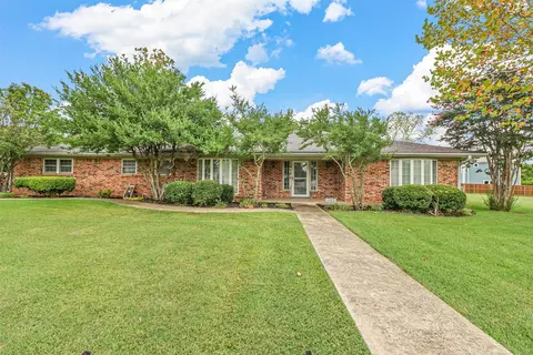 189 Texoma Terrace Rd, Denison, TX 75020