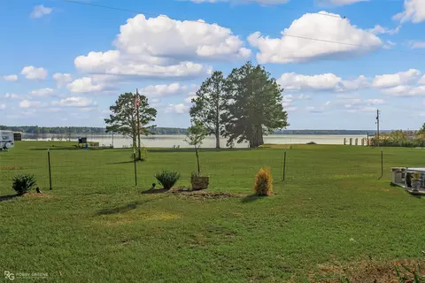 275 Rays Camp Apt A Rd, Coushatta, LA 71019 photo 6
