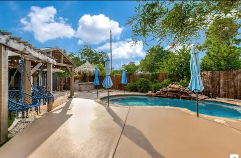 612 Melrose Dr, Richardson, TX 75080
