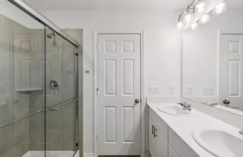 Bath - 1641 Ackerly Dr, Forney, TX 75126 photo 3 of 3